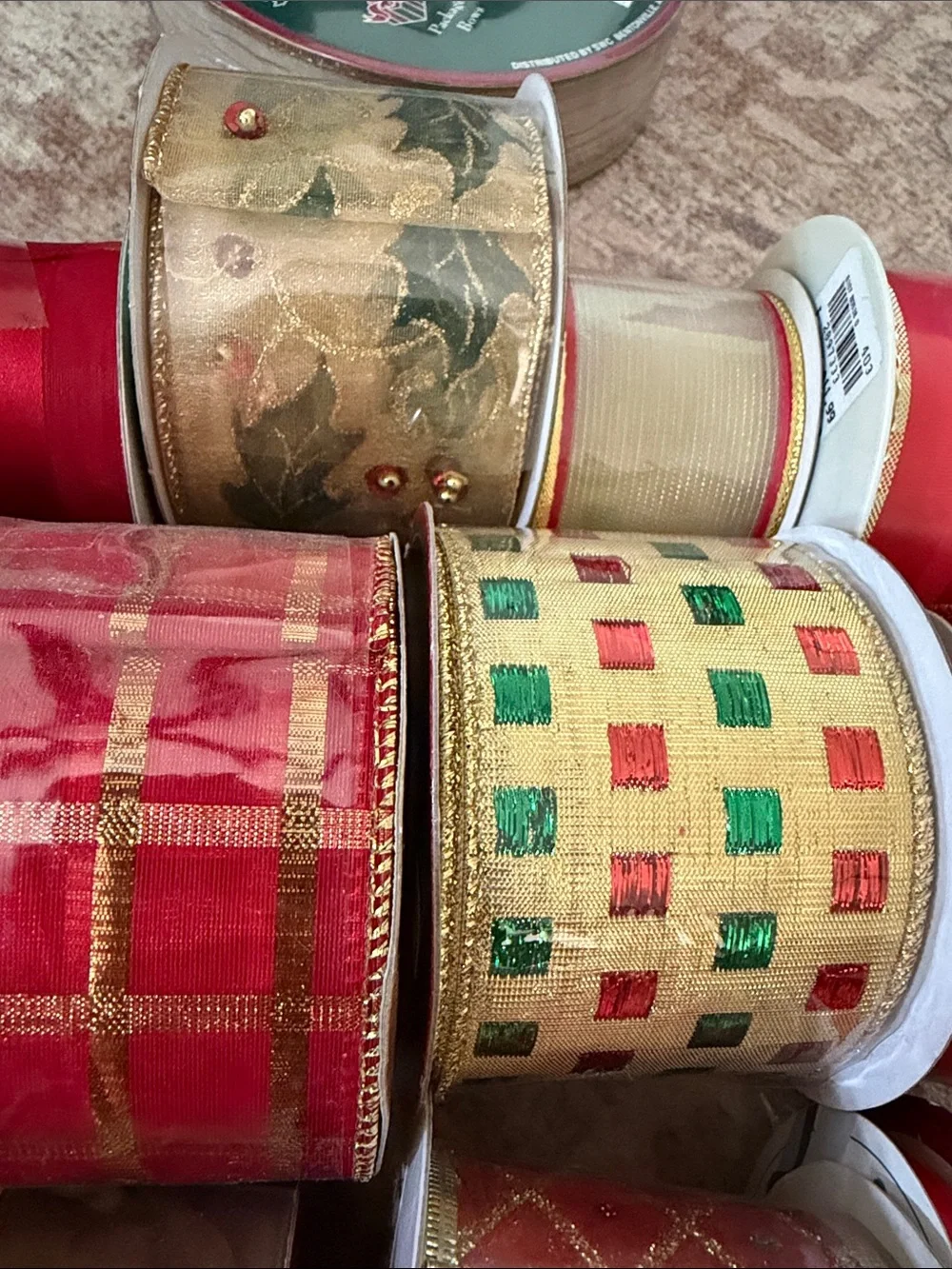 17-Roll Christmas Holiday Wired Ribbon Bundle Red Green Gold New